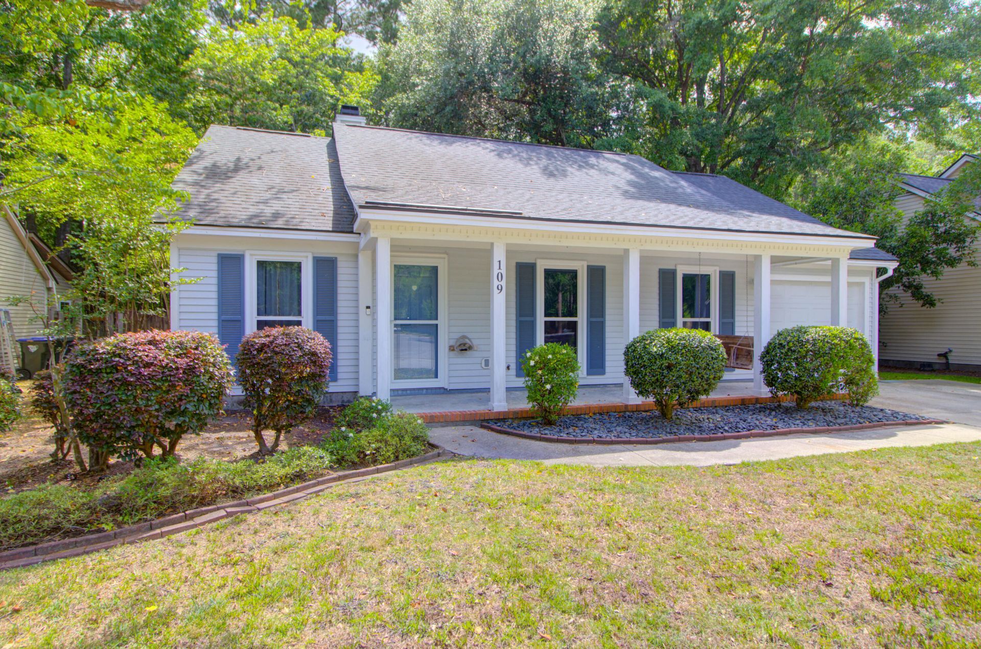 109 Salterton Street Photo 43