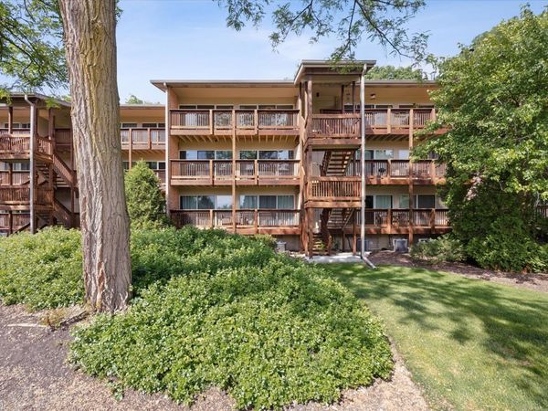 5852 Forest View Road, Unit F, Lisle, IL 60532