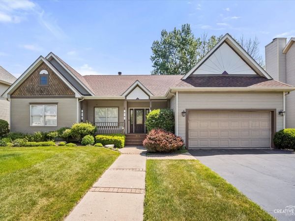220 Barn Swallow Drive , Woodstock, IL 60098