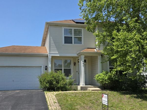 697 Periwinkle Lane, Aurora, IL 60504