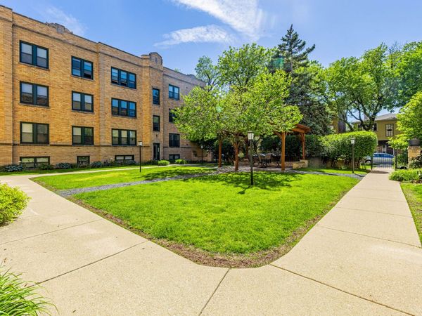 4035 N Mozart Street , Unit 2, Chicago, IL 60618