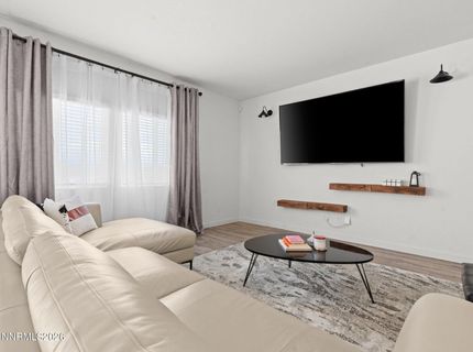 2050 Painted Sky Way, Sun Valley, NV 89433 Photo