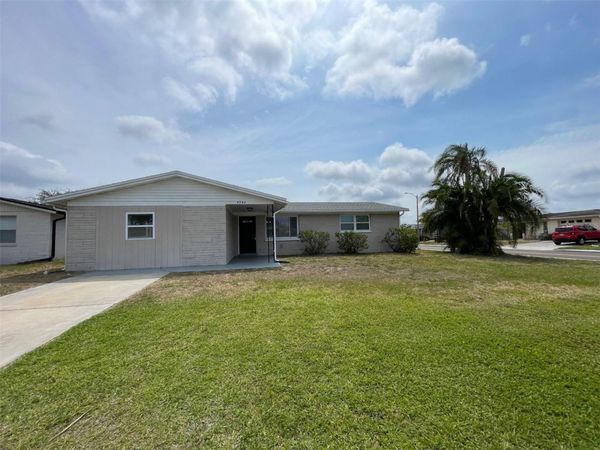 2702 DRUID PLACE , HOLIDAY, FL 34691