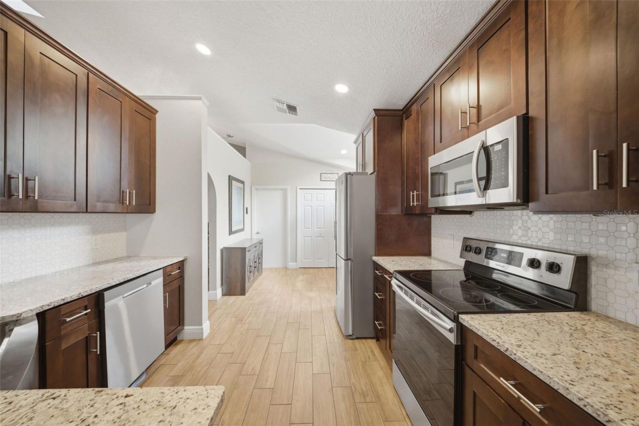 10904 Lanesboro Court, Orlando, FL 32825 Photo