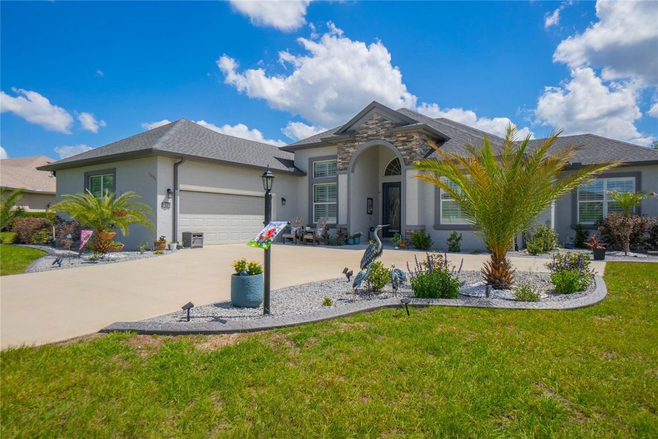 1555 E Seattle Slew Circle, Inverness, FL 34453 Photo