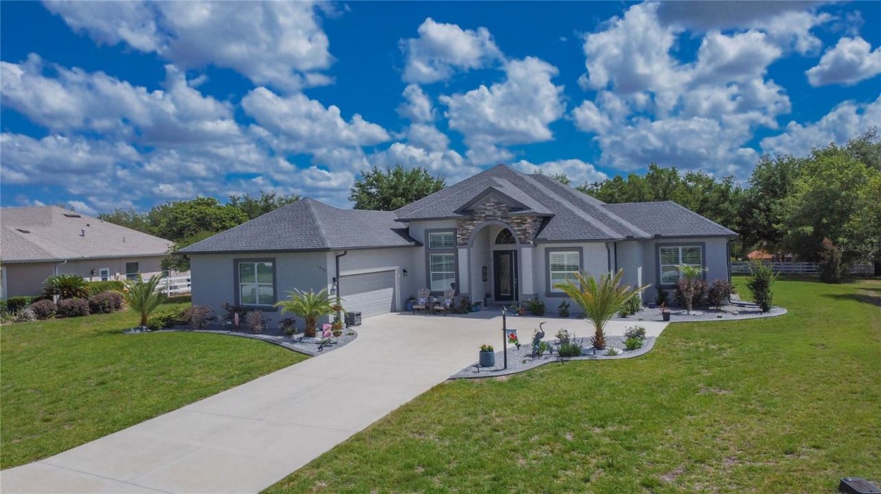 1555 E Seattle Slew Circle, Inverness, FL 34453 Photo