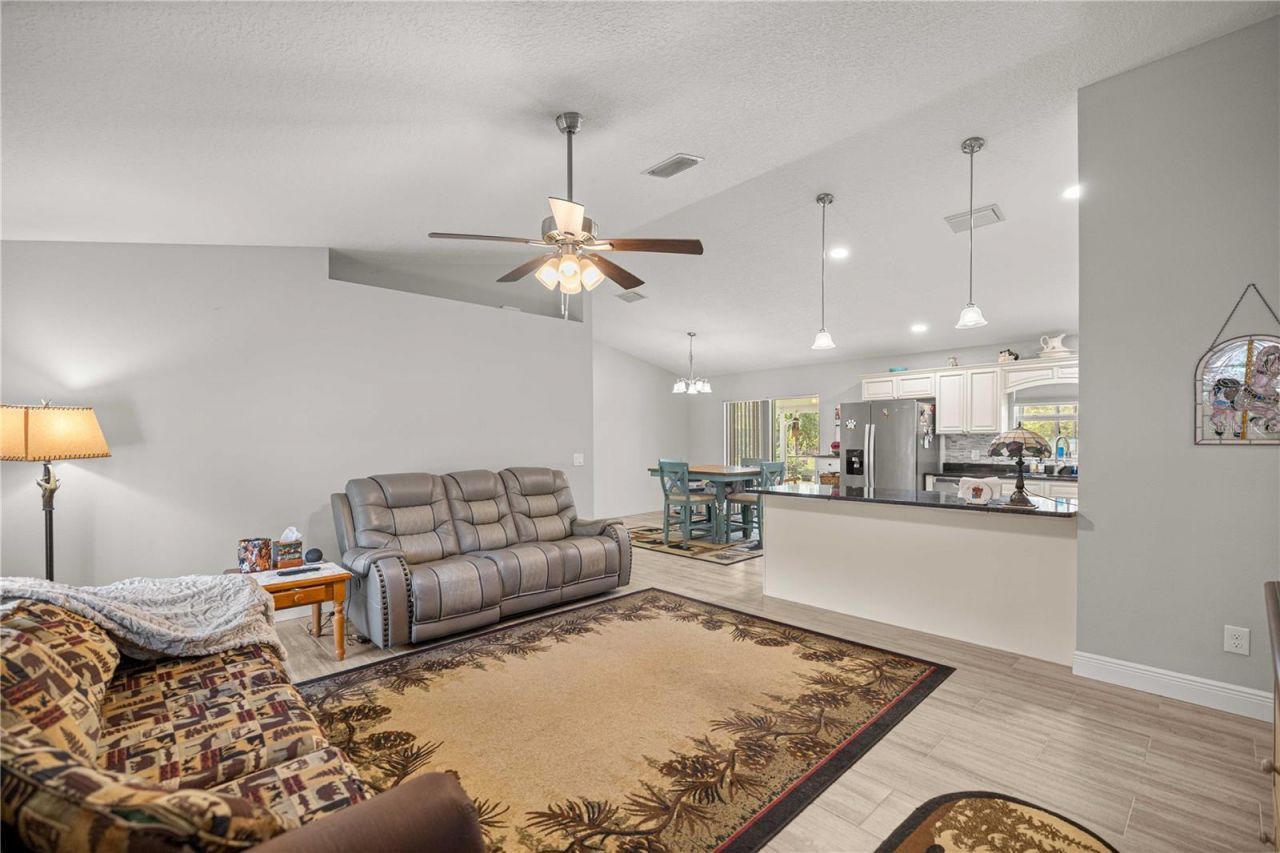 3372 W Webster Place, Citrus Springs, FL 34433 Photo