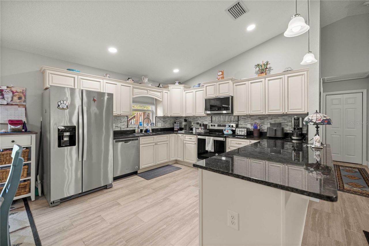 3372 W Webster Place, Citrus Springs, FL 34433 Photo