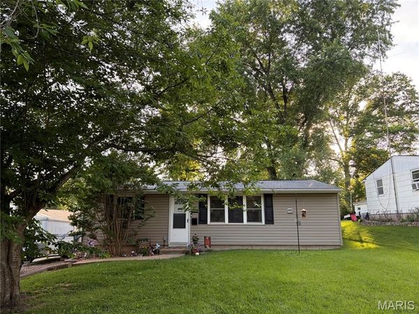 675 Linden Lane, Washington, MO 63090