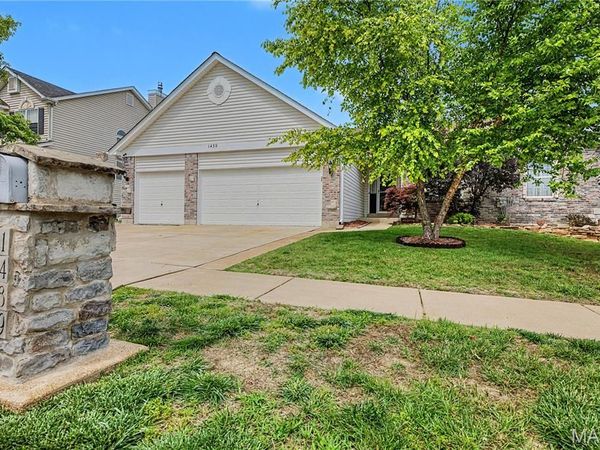 1439 Fox Ridge Court , Arnold, MO 63010