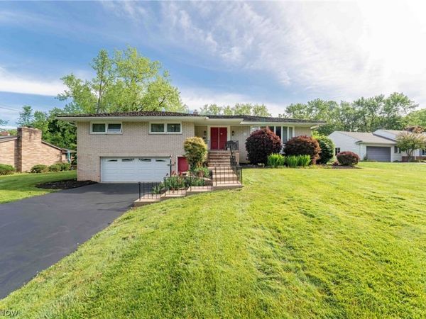 23225 Bryden Road , Shaker Heights, OH 44122