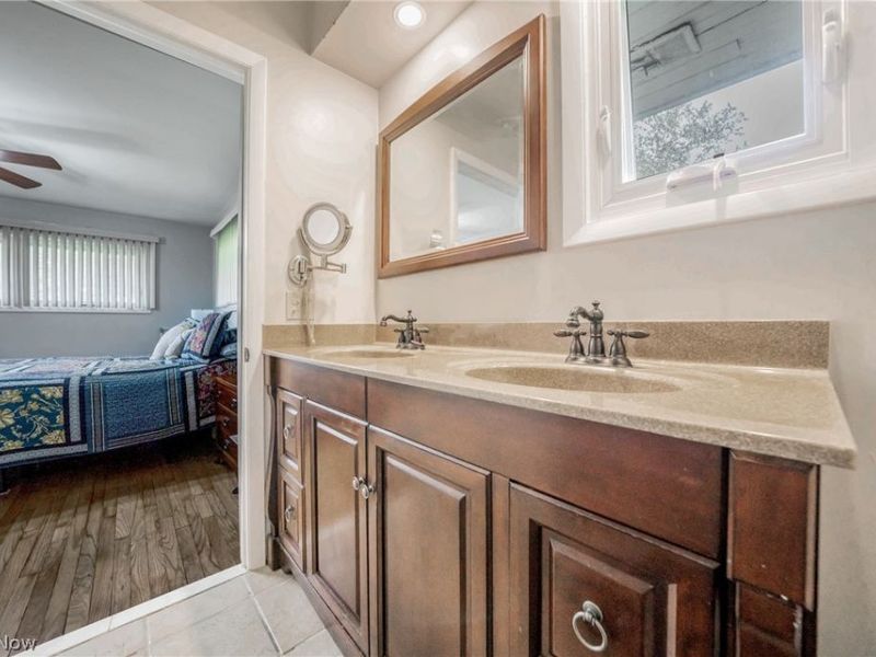 23225 Bryden Road, Shaker Heights, OH 44122 Photo 17