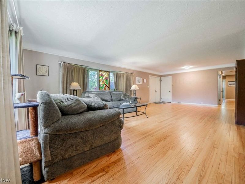 23225 Bryden Road, Shaker Heights, OH 44122 Photo 6