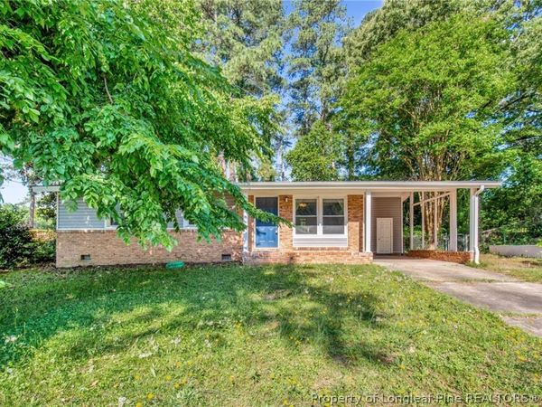 826 Stoneykirk Drive, Fayetteville, NC 28314