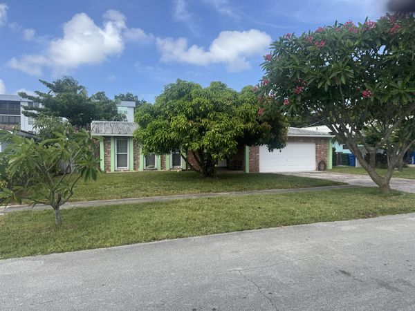 1641 NW 36th Court, Oakland Park, FL 33309