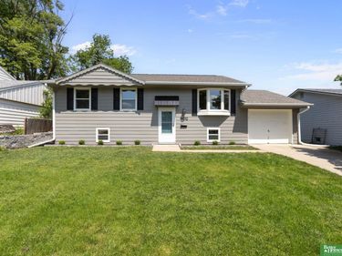 14012 Ohern Street , Omaha, NE 68137