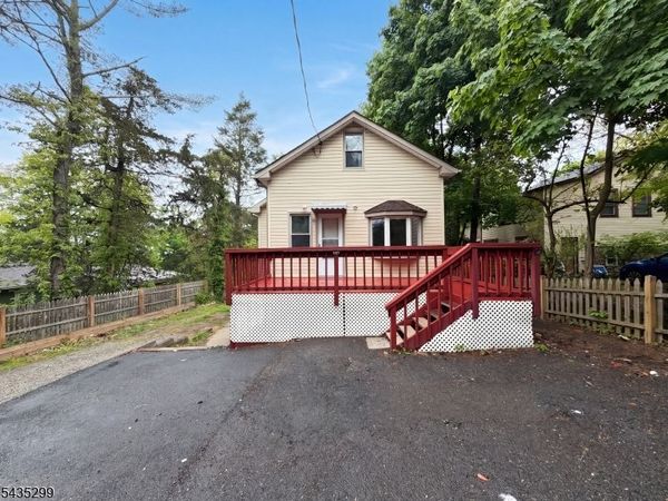 20 Alpine Rd, Montville, NJ 07082
