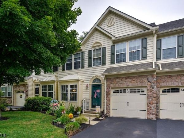 32 Weber Ave, Hillsborough, NJ 08844