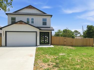 1013 Duff Court, Fort Worth, TX 76112