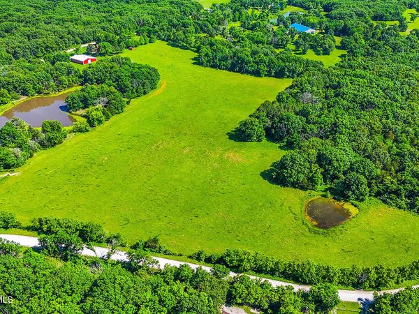 261 COUNTY ROAD 137 , Clark, MO 65243