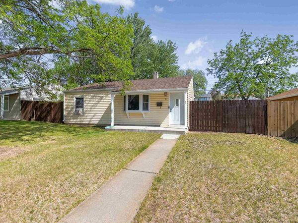 8 Saint Andrew Street, Rapid City, SD 57701