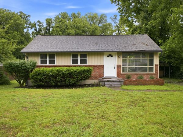 902 Virginia Ave , Nashville, TN 37216