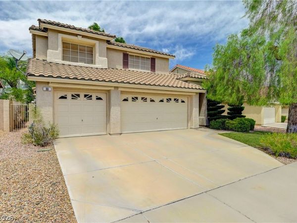 33 Staghorn Street , Henderson, NV 89012