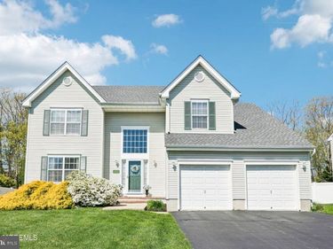 21 ORCHID LA, BARNEGAT, NJ 08005