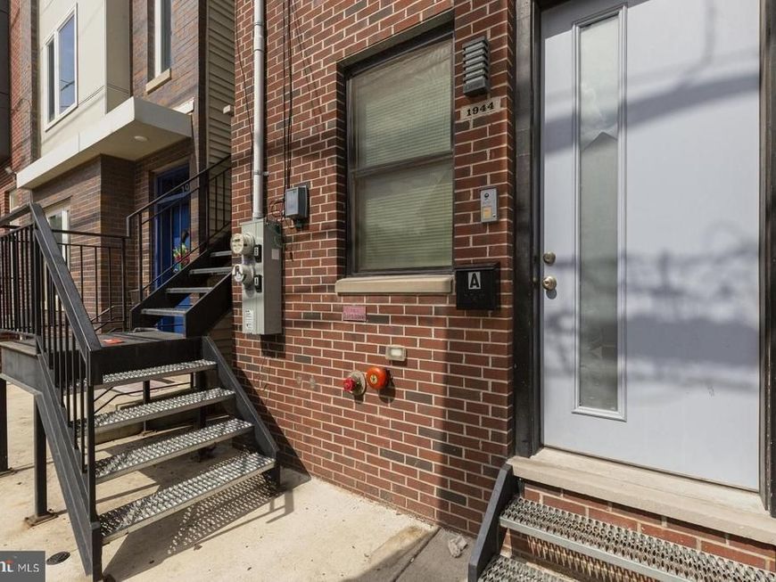 1944 N 8th Street, Philadelphia, PA 19122 Main Photo