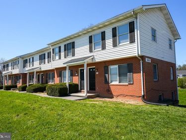 3107 3107 SHAWNEE DRIVE , Unit 7, WINCHESTER, VA 22601