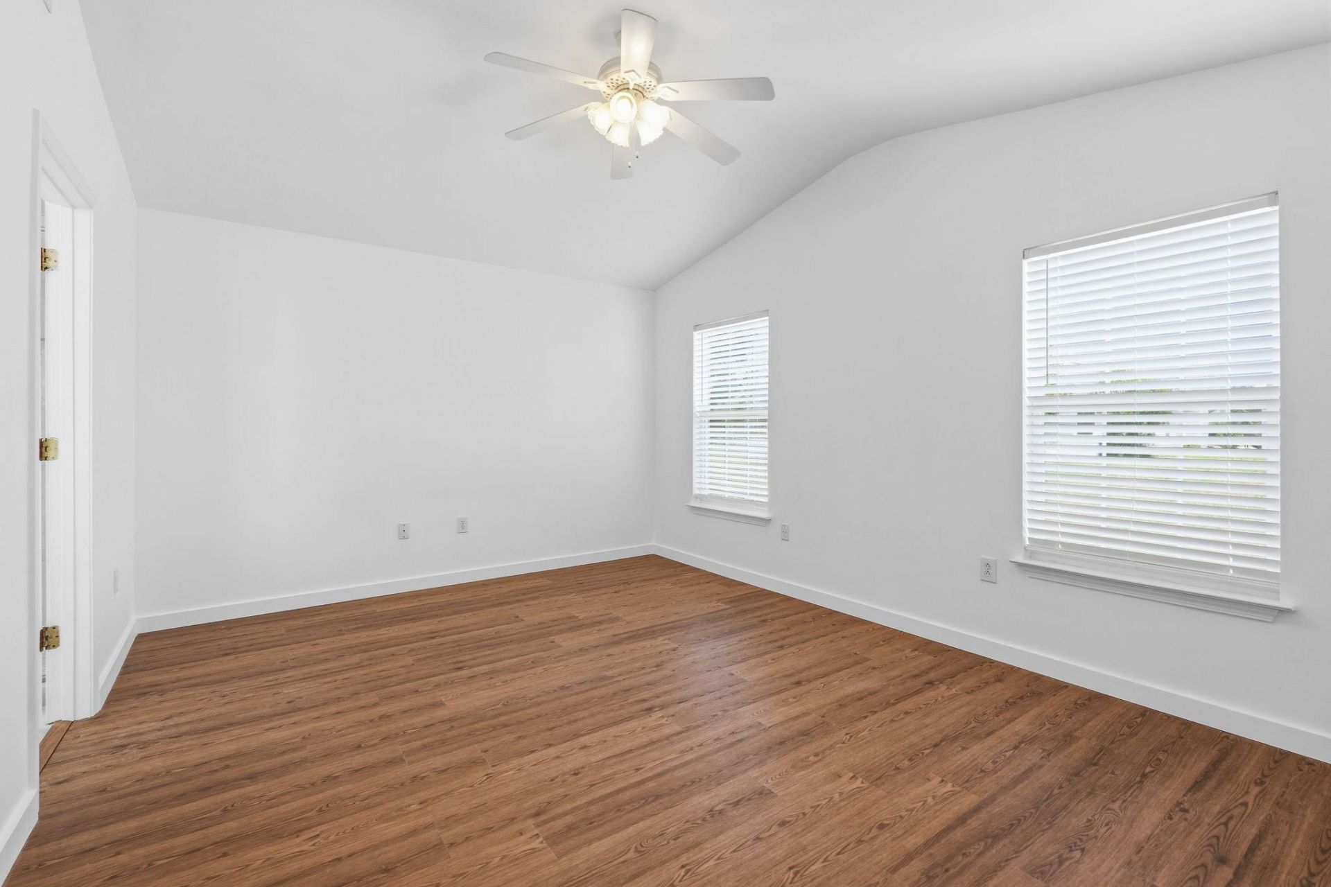 2213 Haystack Way  Photo 18