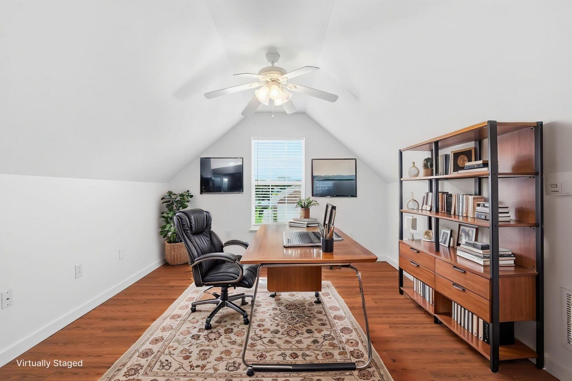 2213 Haystack Way  Photo 33