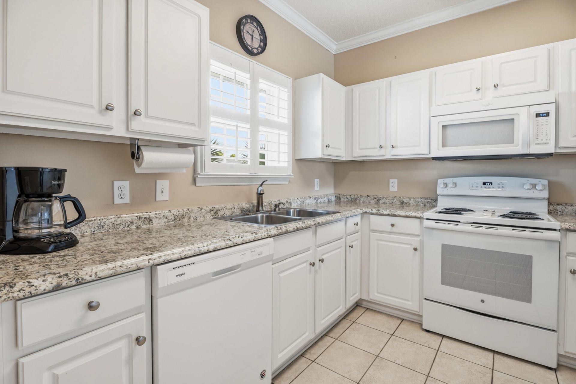 5801 Oyster Catcher Dr.  Photo 6