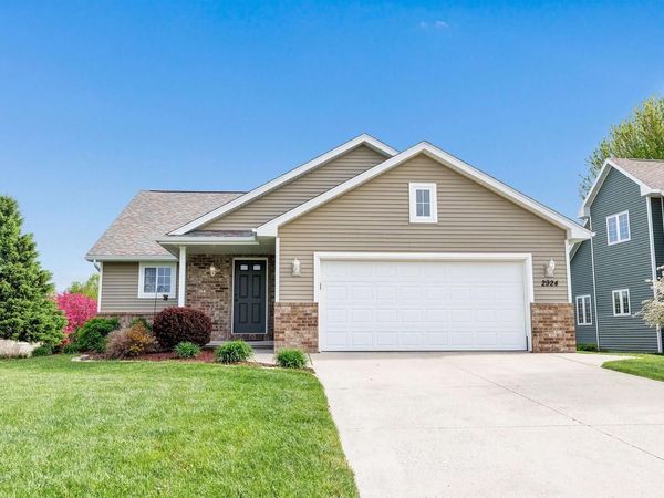 2924 NANDINA WAY, Green Bay, WI 54313