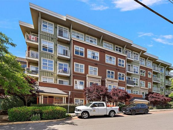 870 Short St , Unit #419, Saanich, BC V8X 2V5