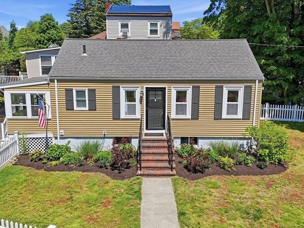 1 Juniper Ter, Dedham, MA 02026