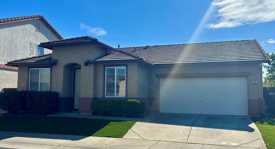 49 Sun Reign Pl, Sacramento, CA 95823 Photo