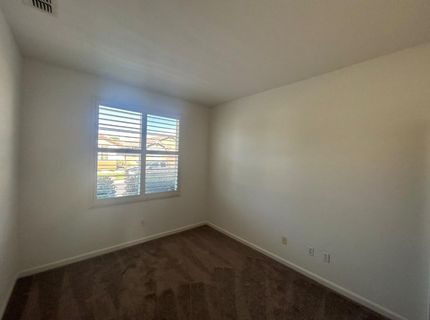 49 Sun Reign Pl, Sacramento, CA 95823 Photo