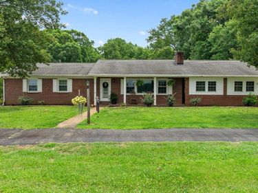 329 Swinging Bridge Road, Gladys, VA 24554