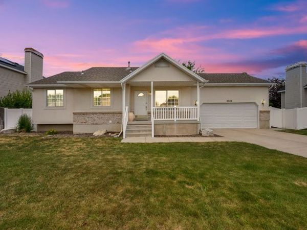 2528 W LEVEL DR S, Taylorsville, UT 84129