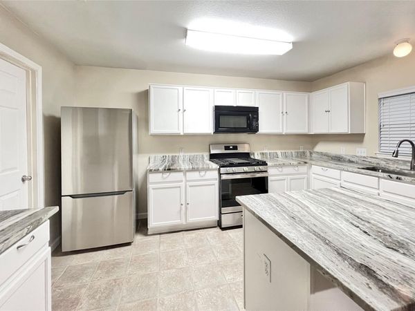 2307 Founder DR, Cedar Park, TX 78613