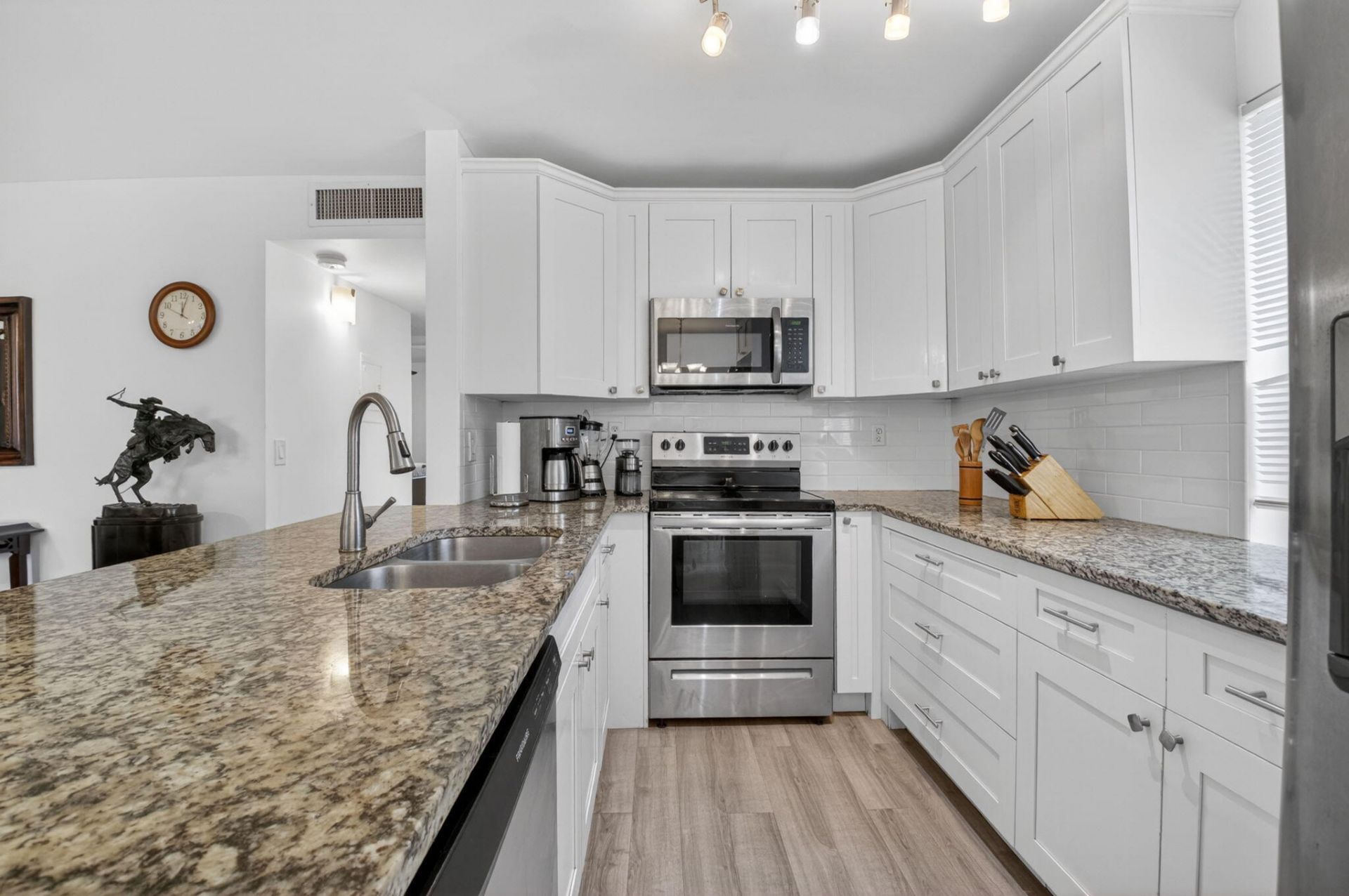 14 Flanders, Unit A, Delray Beach, FL 33484 Photo