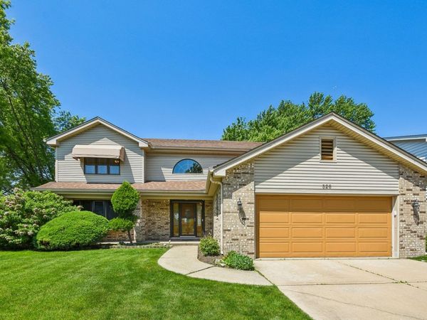 526 N 3rd Avenue , Des Plaines, IL 60016