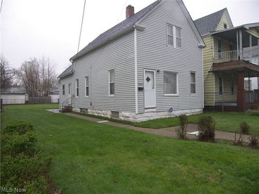 7009 Hecker Avenue, Cleveland, OH 44103