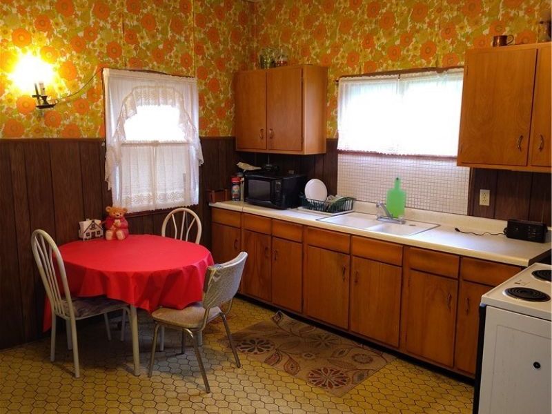 7009 Hecker Avenue, Cleveland, OH 44103 Photo 5
