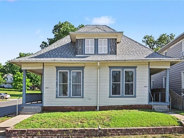 1801 Edmond Street, St Joseph, MO 64501