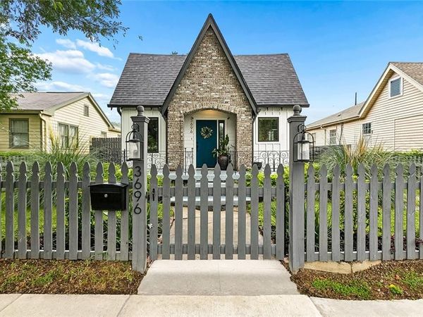 3696 PIEDMONT Drive , New Orleans, LA 70122