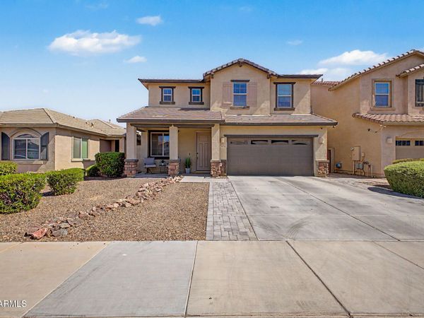 3938 E SOURWOOD Drive, Gilbert, AZ 85298