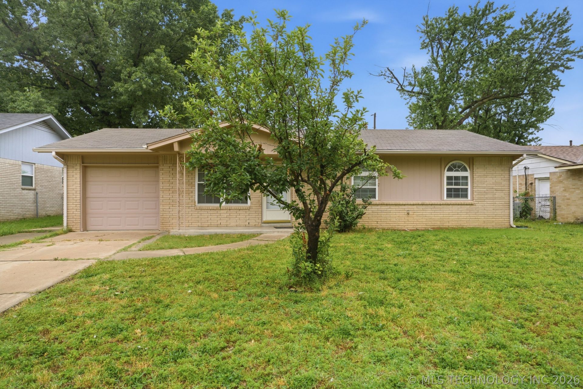 16553 E 2nd Place , Tulsa, OK 74108 Main Photo