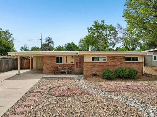 6035 Dover Street , Arvada, CO 80004